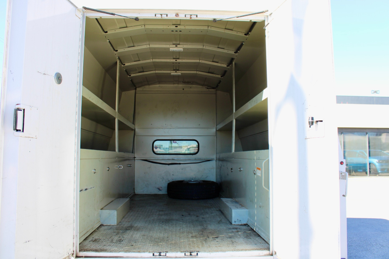 GMC Sierra 3500HD Pro Regular Cab 4WD 2023