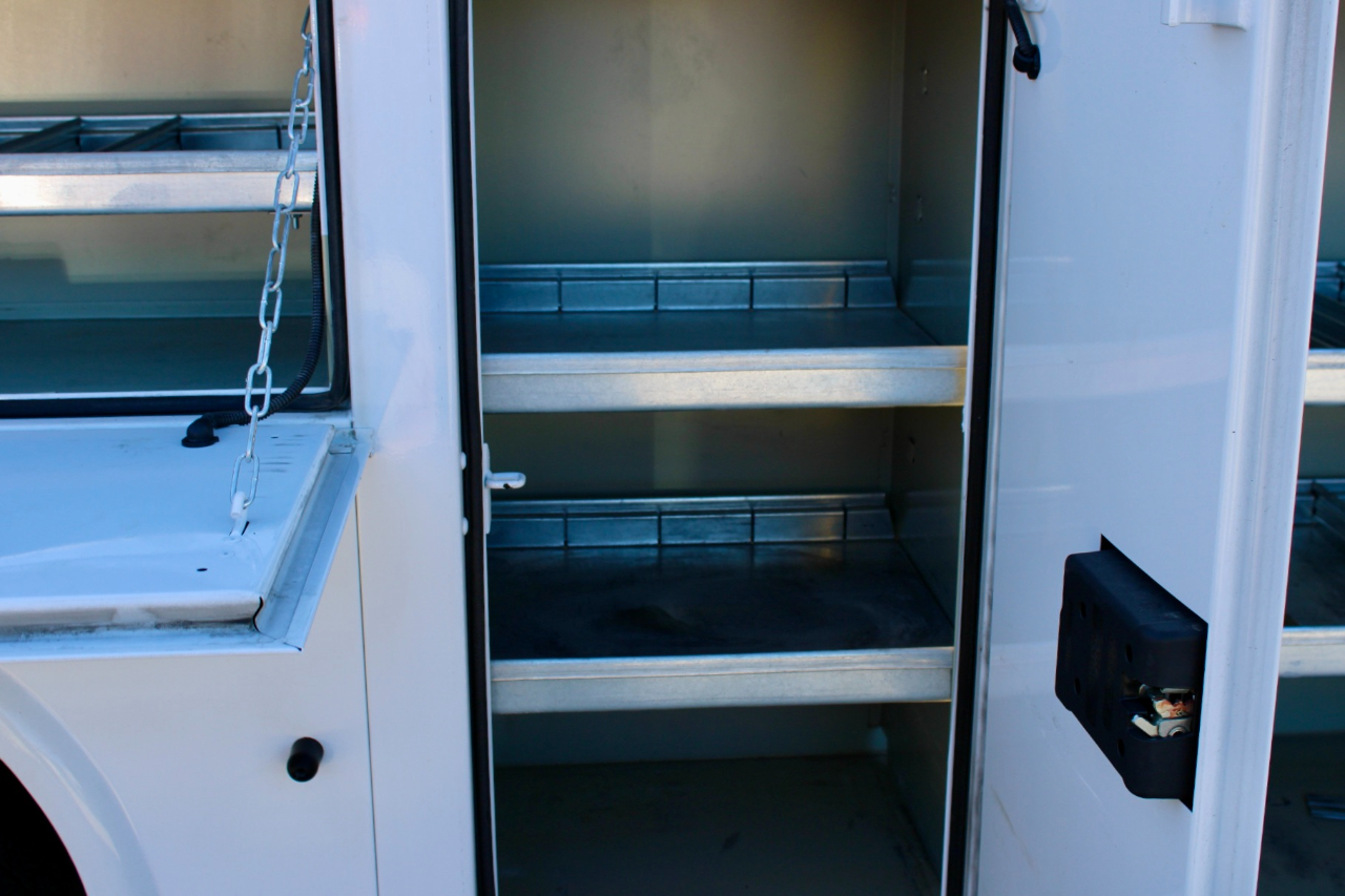 GMC Sierra 3500HD Pro Regular Cab 4WD 2023