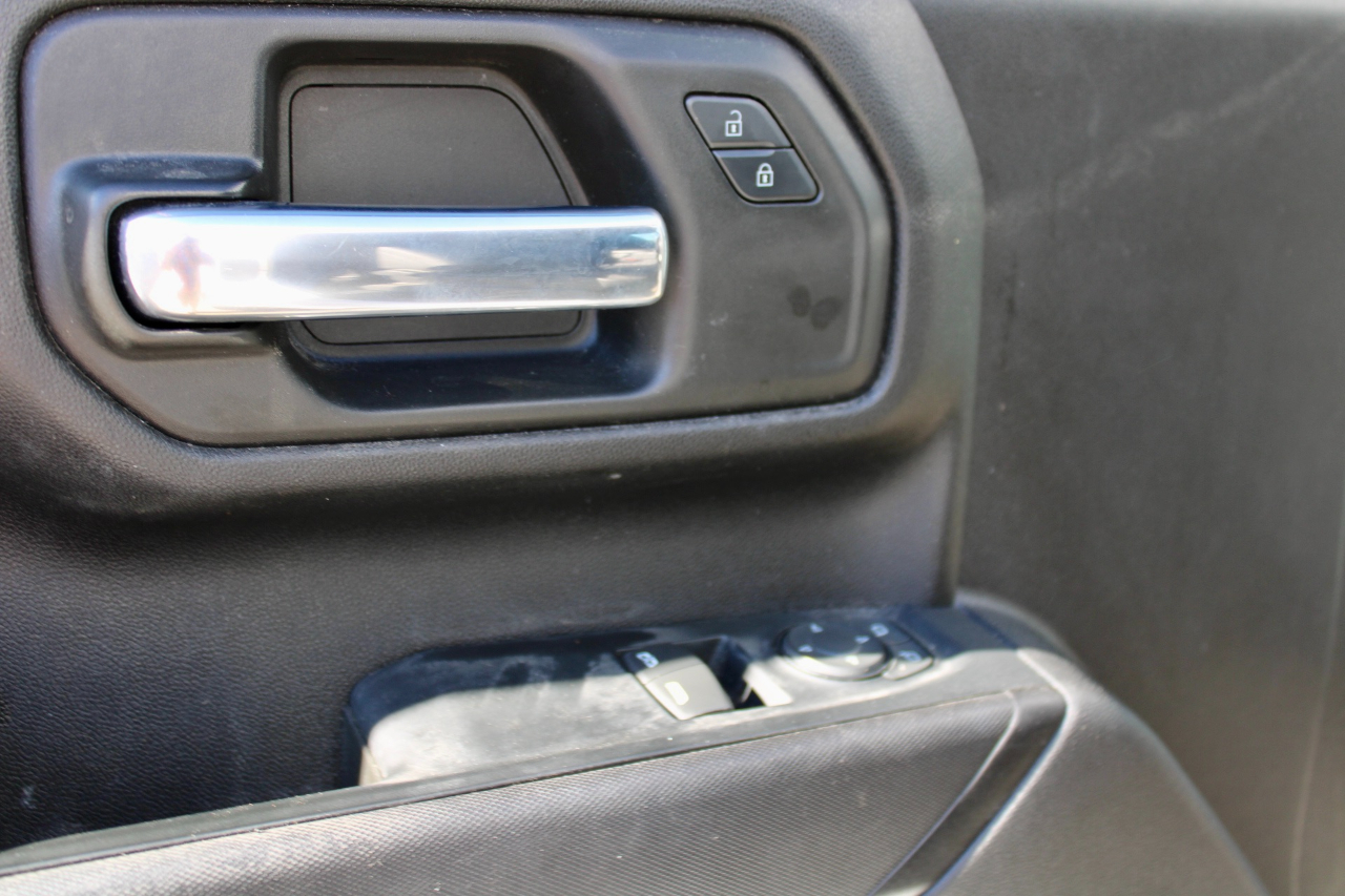 GMC Sierra 3500HD Pro Regular Cab 4WD 2023