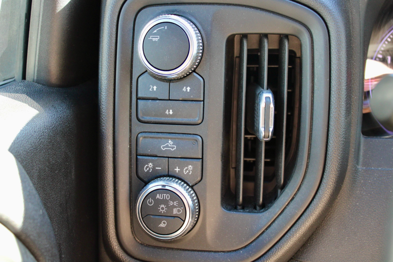 GMC Sierra 3500HD Pro Regular Cab 4WD 2023