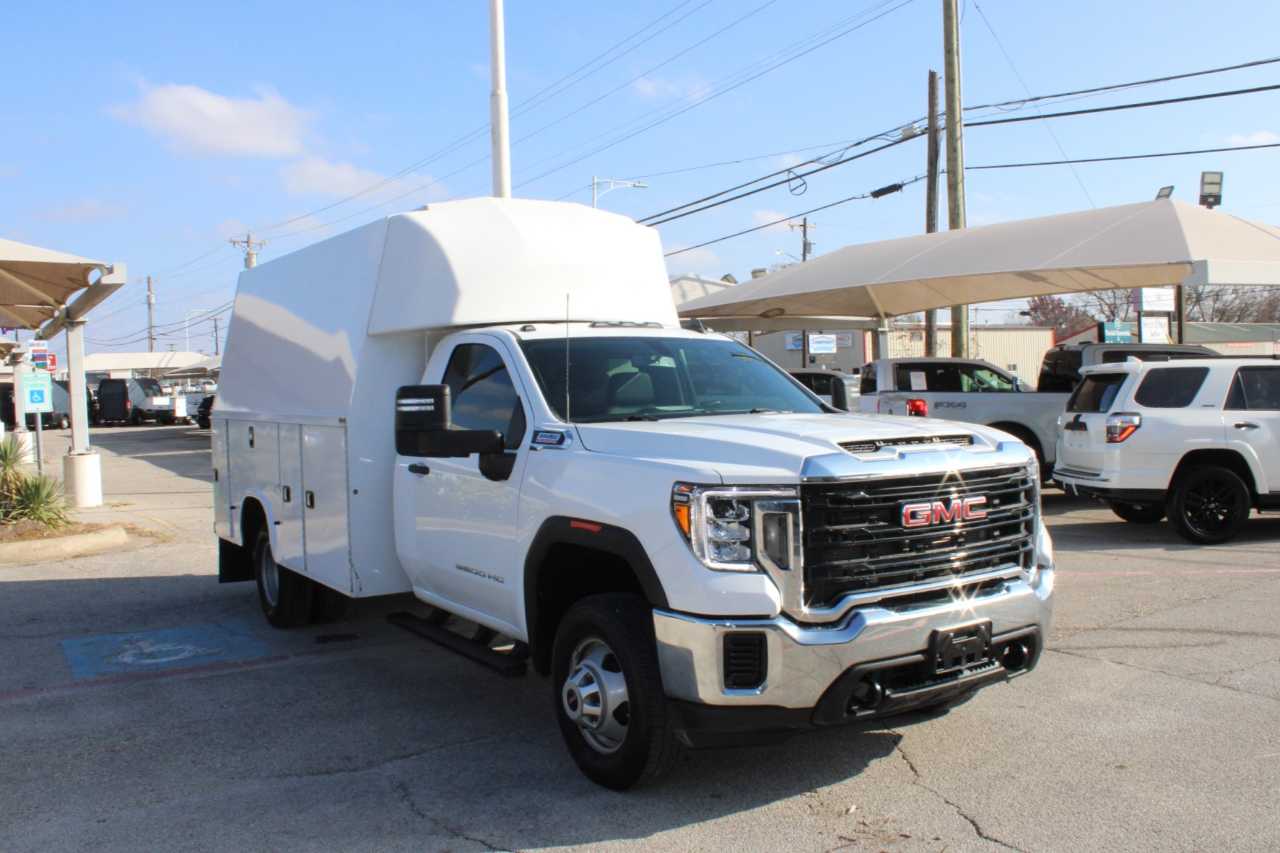 GMC Sierra 3500HD Pro Regular Cab 4WD 2023