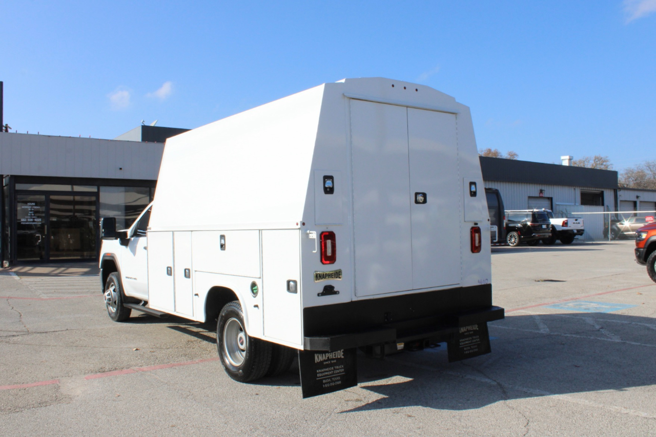 GMC Sierra 3500HD Pro Regular Cab 4WD 2023