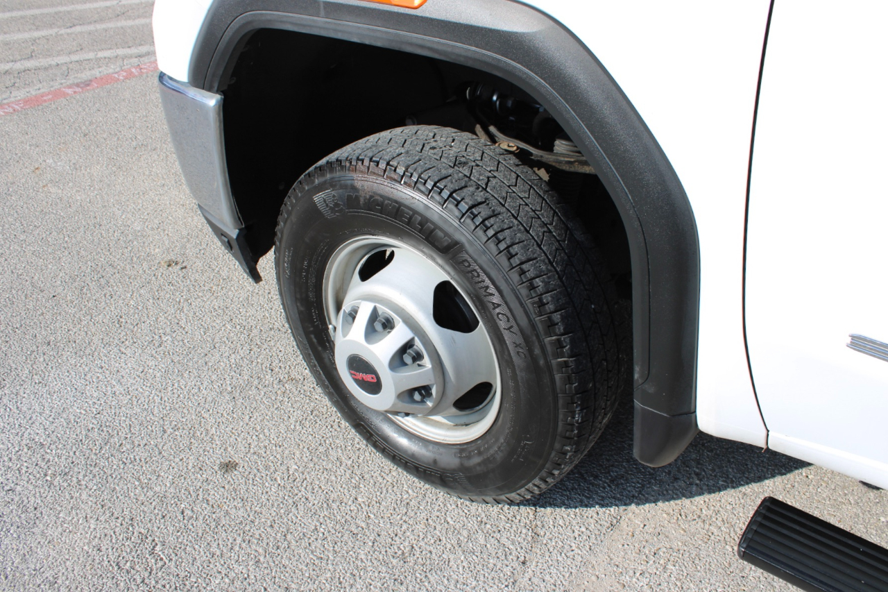 GMC Sierra 3500HD Pro Regular Cab 4WD 2023