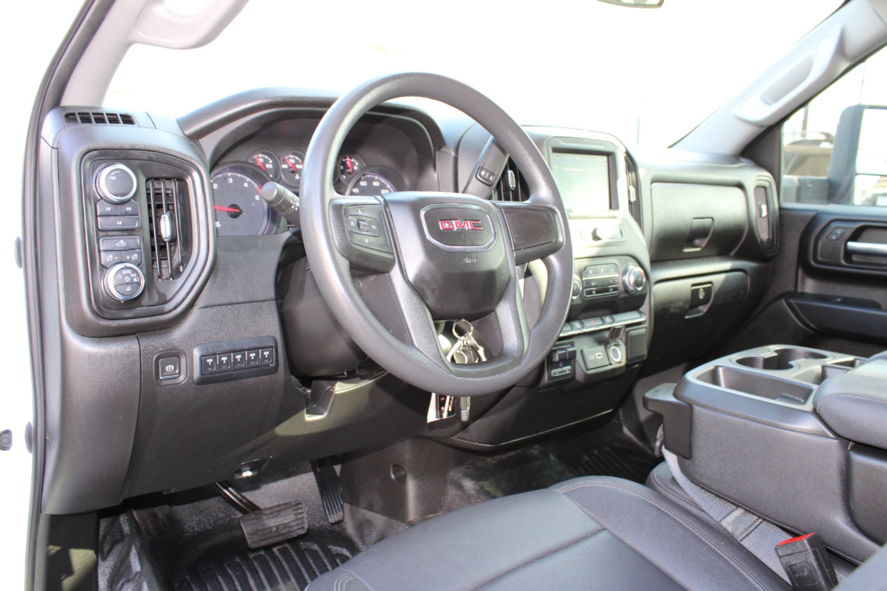 GMC Sierra 3500HD Pro Regular Cab 4WD 2023