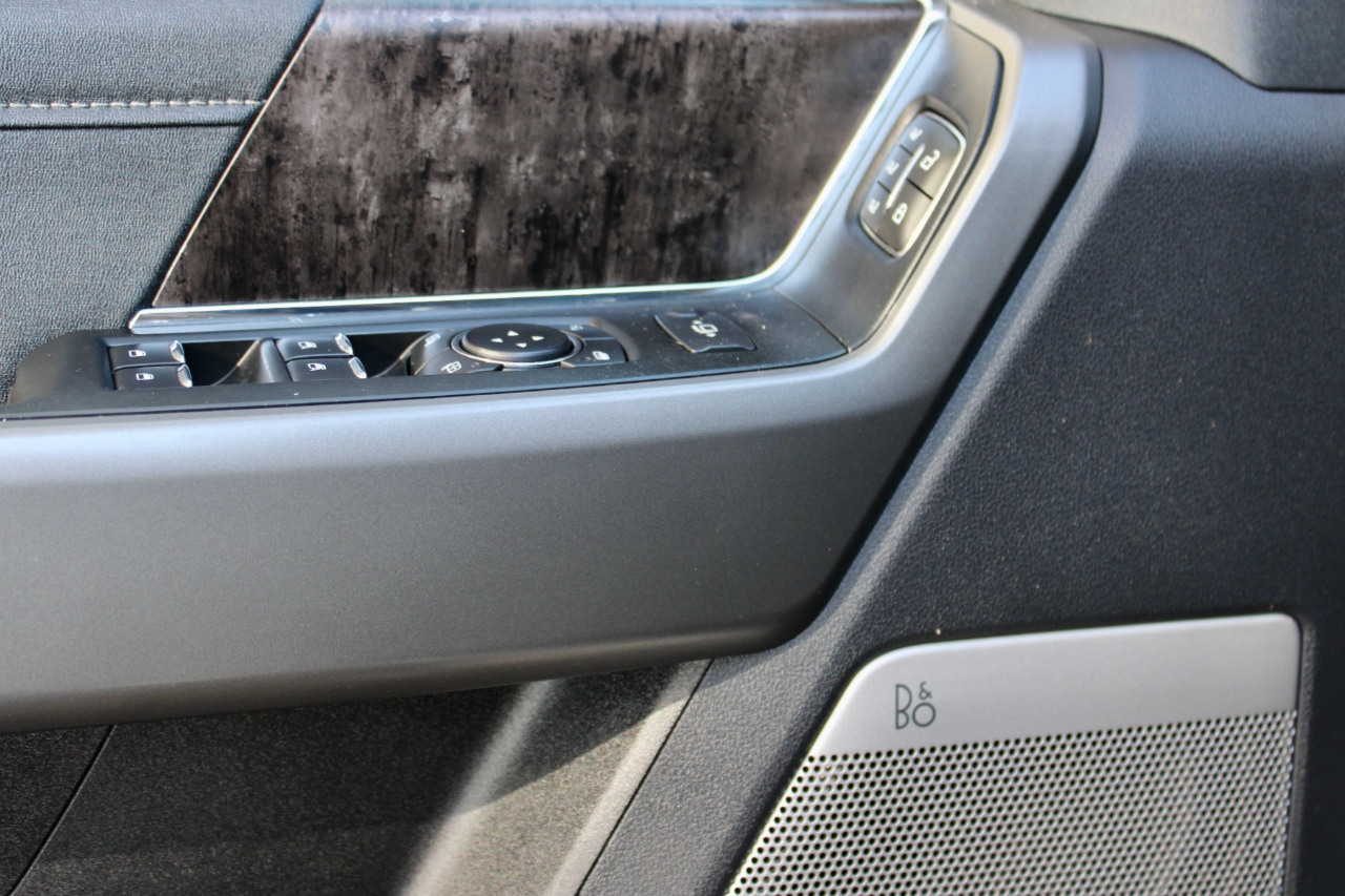 Ford F-250 SD Lariat Crew Cab 4WD 2025