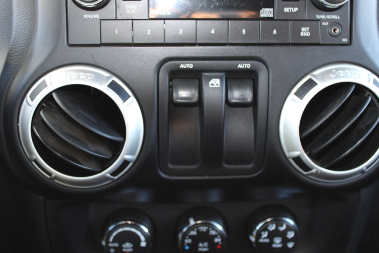 Jeep Wrangler Rubicon 4WD 2015