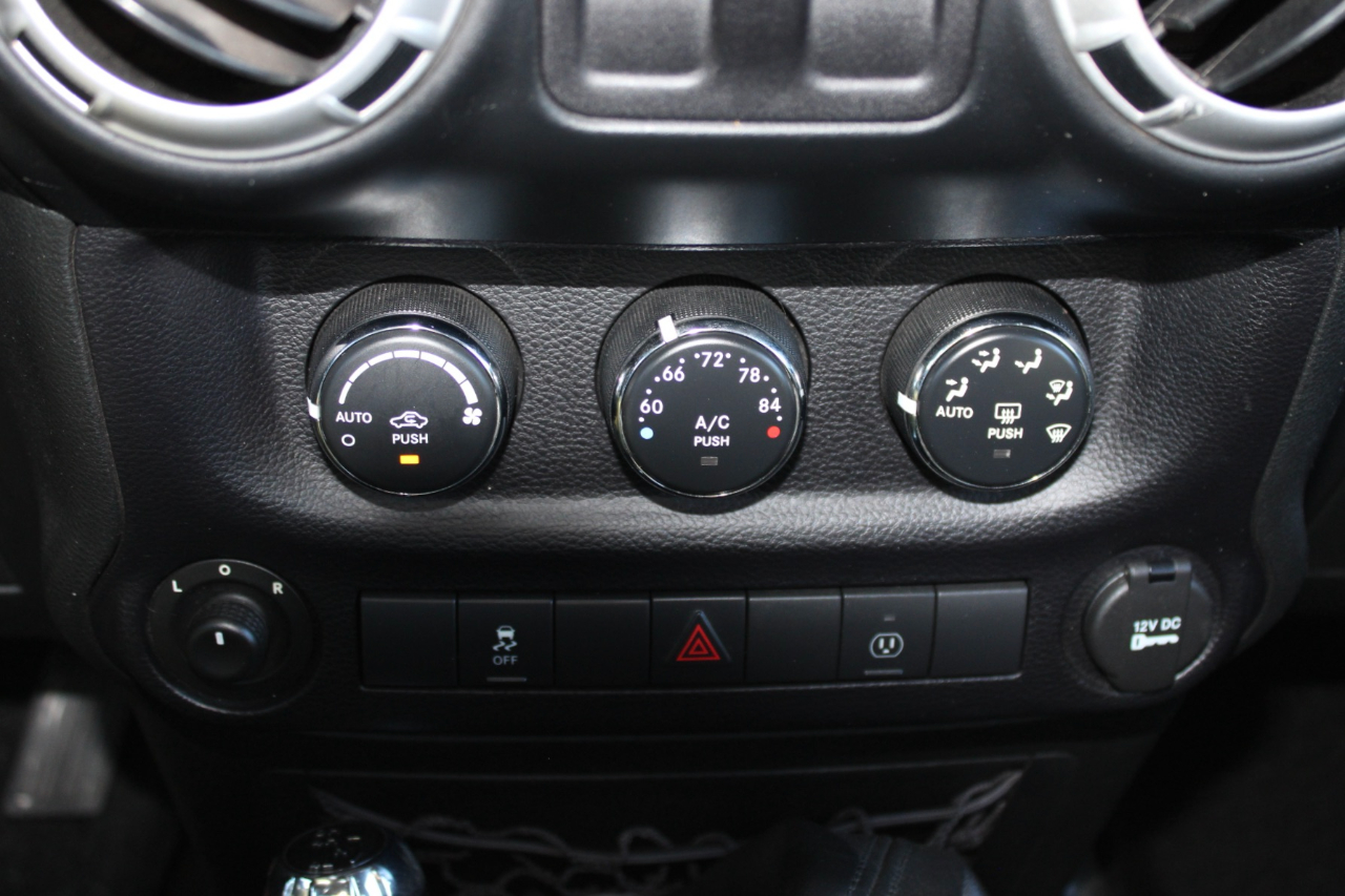 Jeep Wrangler Rubicon 4WD 2015