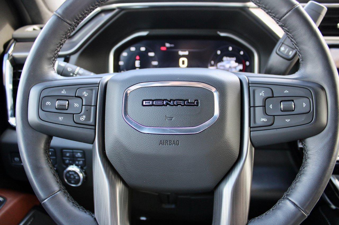 GMC Sierra 2500HD Denali Ultimate Crew Cab 4WD 2024