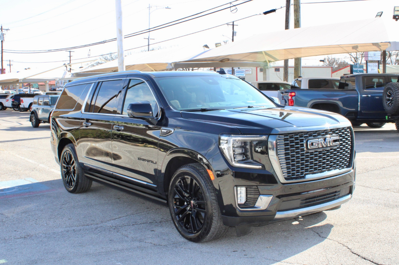 GMC Yukon XL Denali Ultimate 4WD 2024