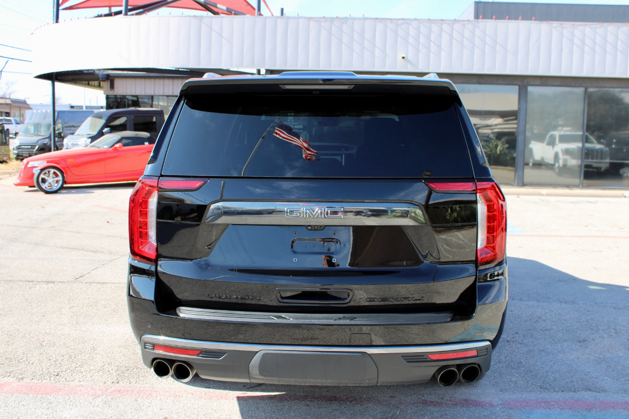 GMC Yukon XL Denali Ultimate 4WD 2024