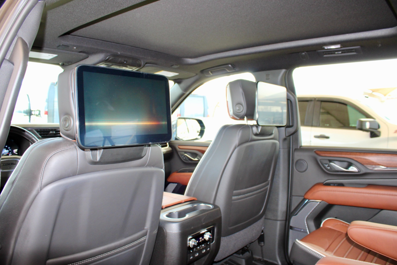 GMC Yukon XL Denali Ultimate 4WD 2024