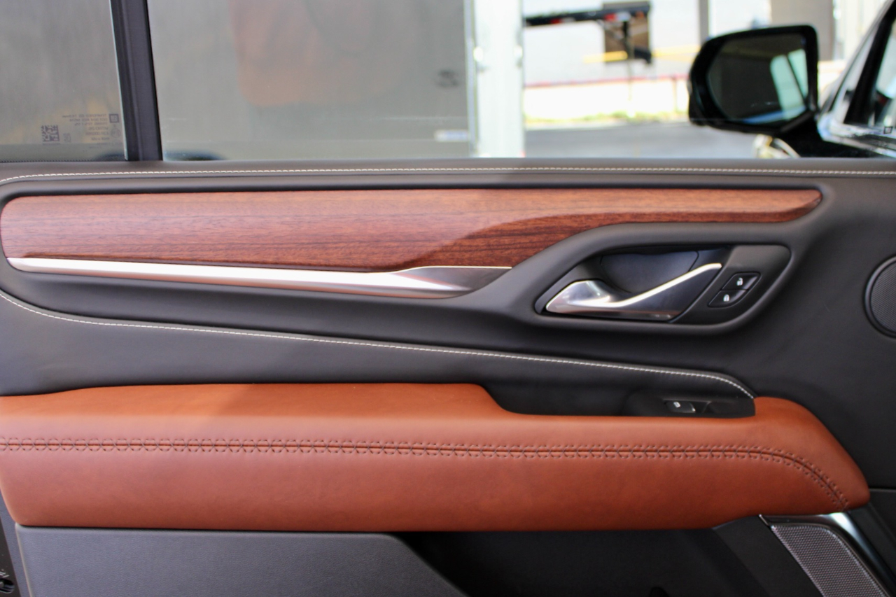 GMC Yukon XL Denali Ultimate 4WD 2024