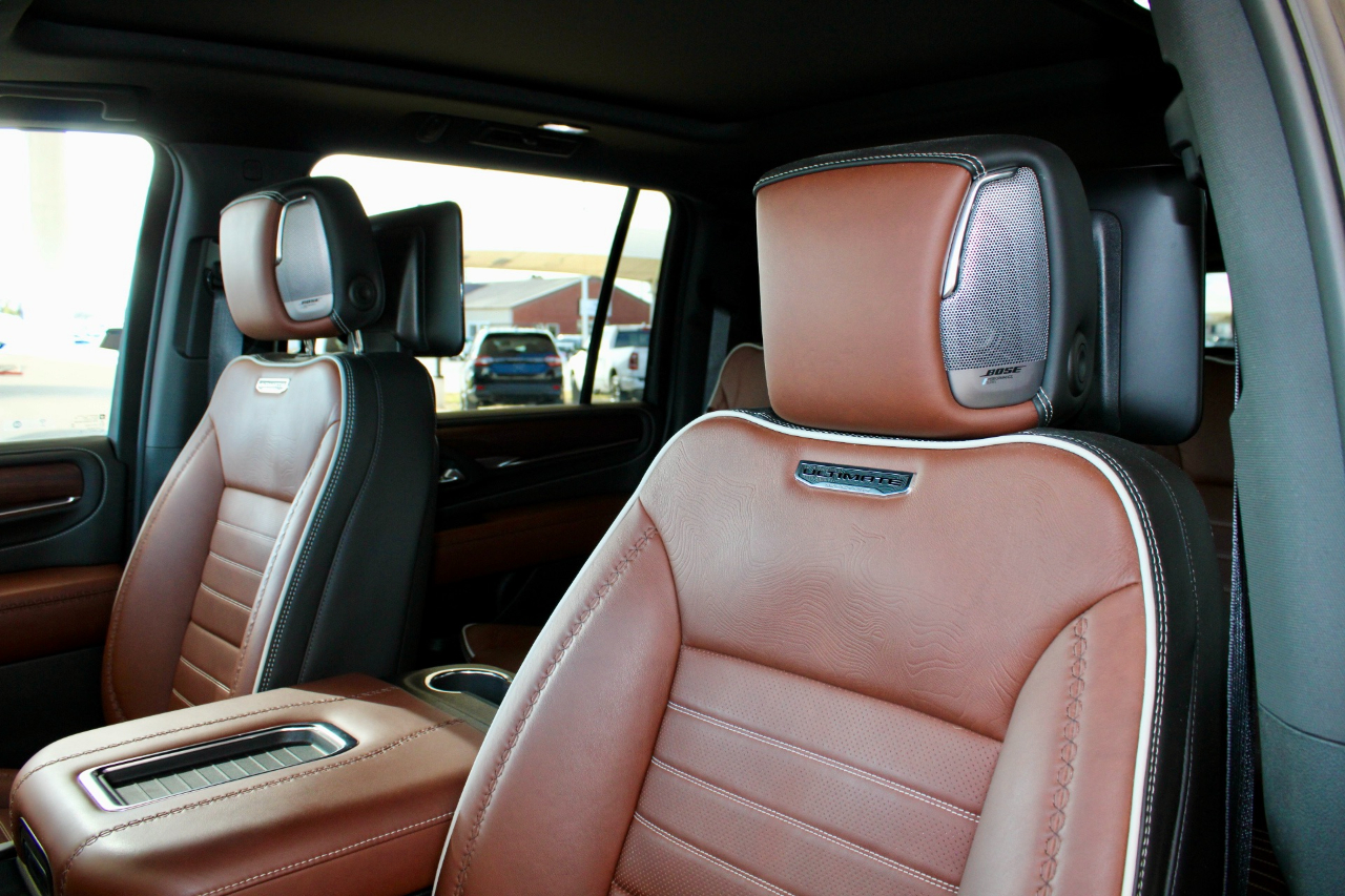 GMC Yukon XL Denali Ultimate 4WD 2024