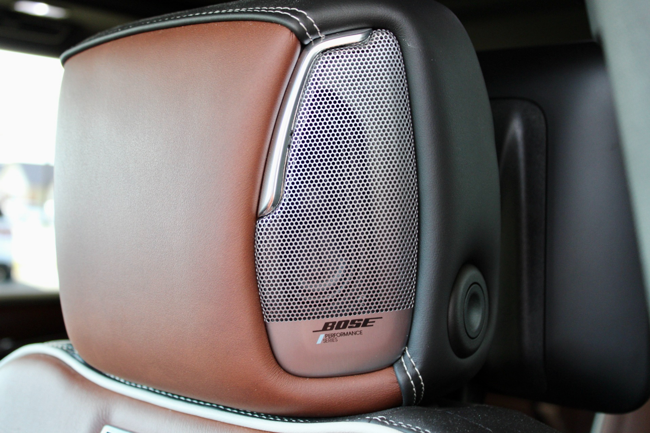 GMC Yukon XL Denali Ultimate 4WD 2024