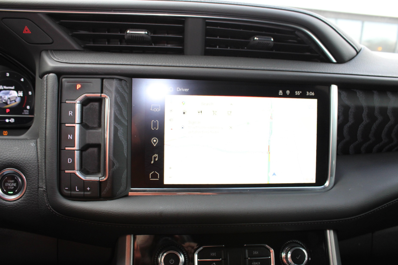 GMC Yukon Denali 4WD 2024