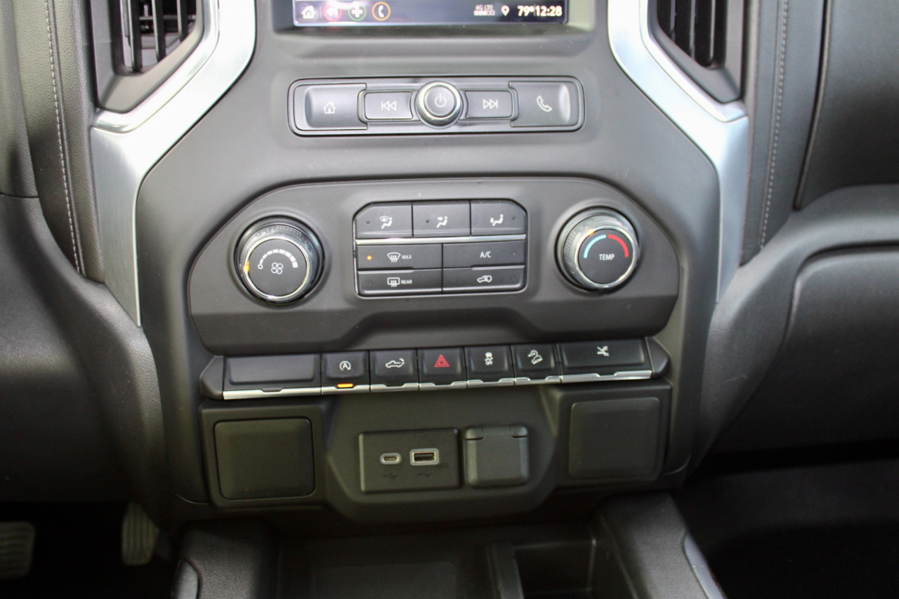 Chevrolet Silverado 1500 Custom Trail Boss Crew Cab Short Box 4WD 2021