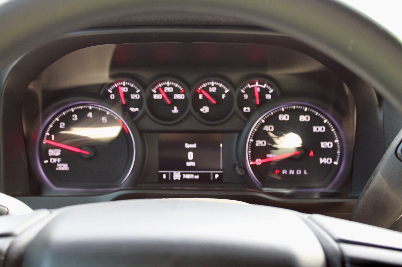 Chevrolet Silverado 1500 Custom Trail Boss Crew Cab Short Box 4WD 2021