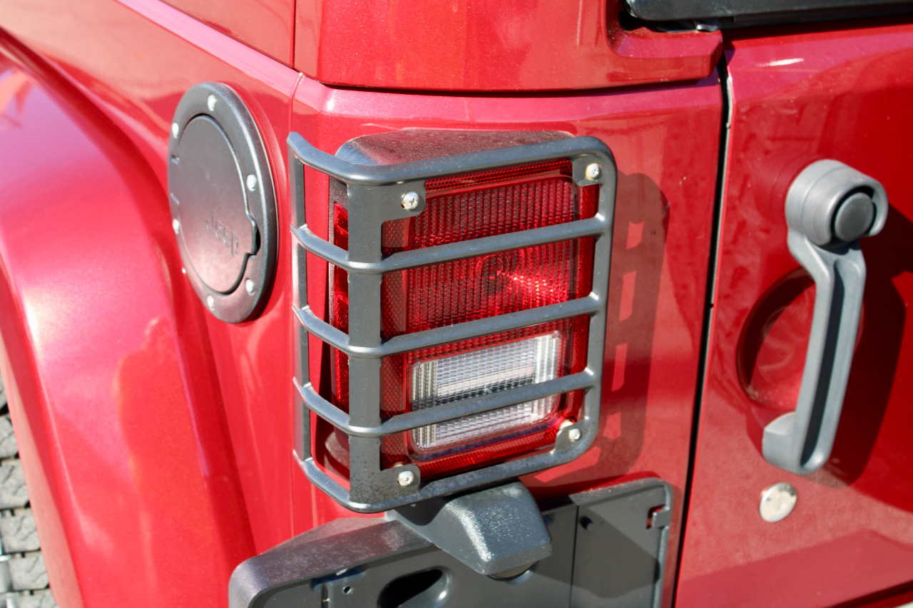 Jeep Wrangler Unlimited Sahara 4WD 2011