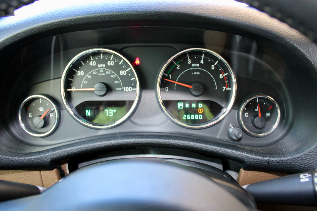 Jeep Wrangler Unlimited Sahara 4WD 2011