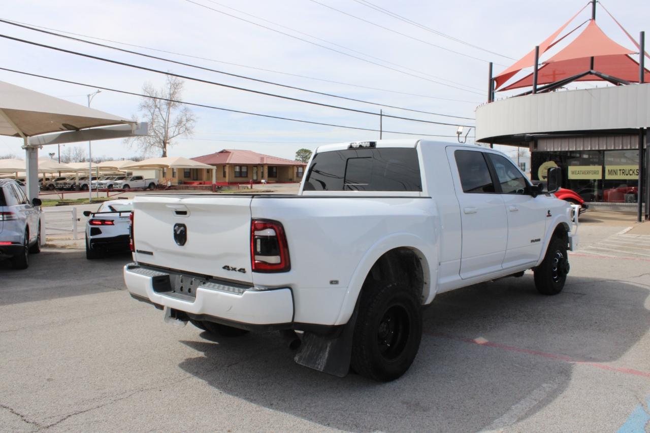 RAM 3500 Laramie Mega Cab 4WD DRW 2021