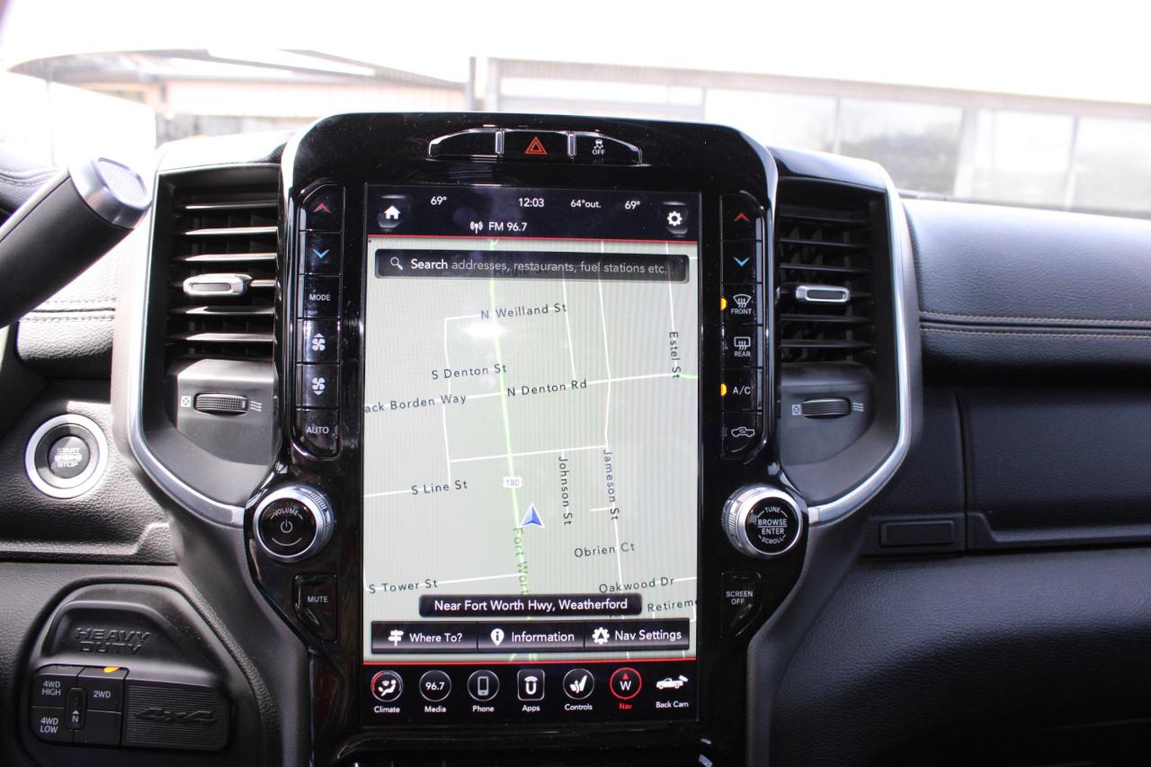 RAM 3500 Laramie Mega Cab 4WD DRW 2021