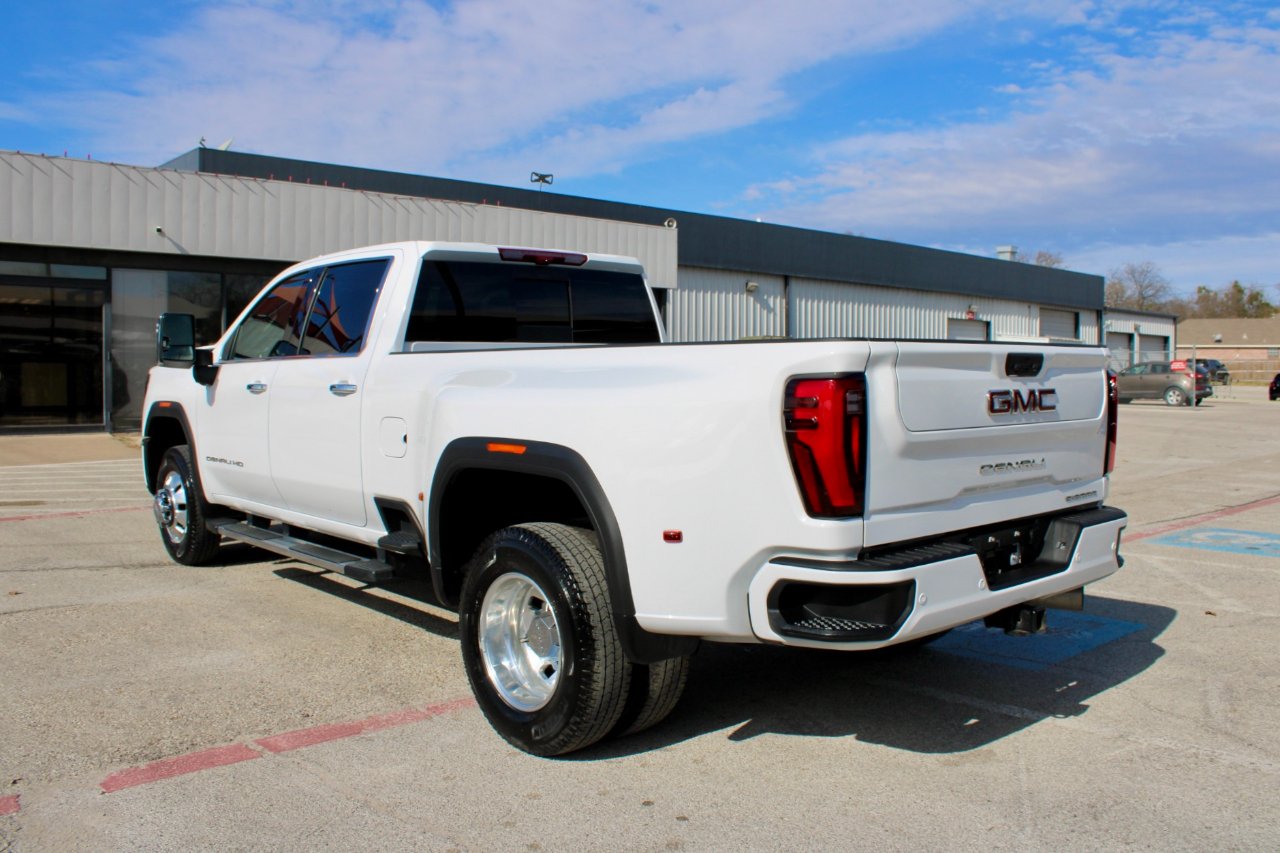 GMC Sierra 3500HD  2025