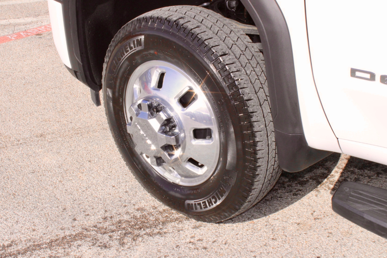 GMC Sierra 3500HD  2025