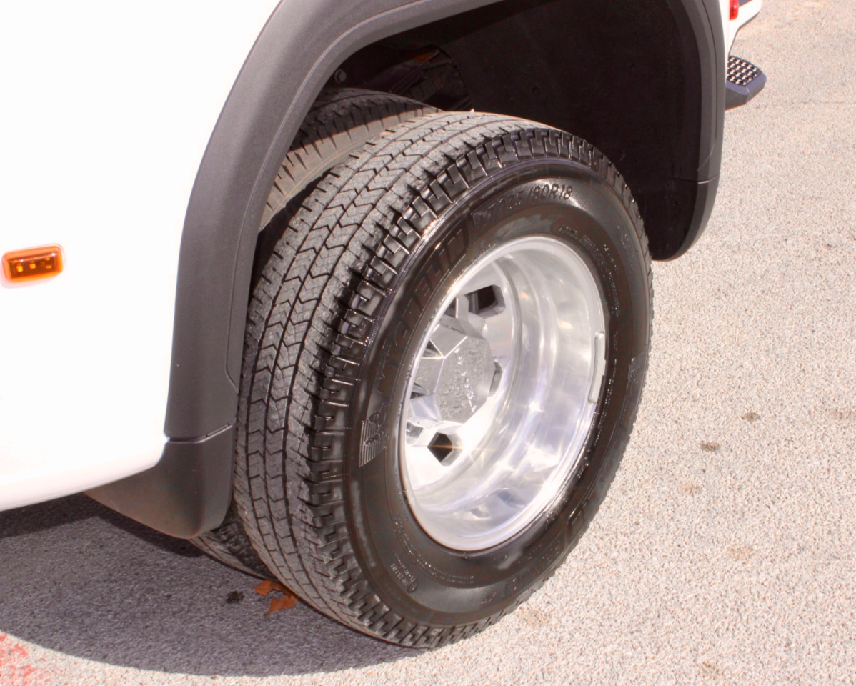 GMC Sierra 3500HD  2025