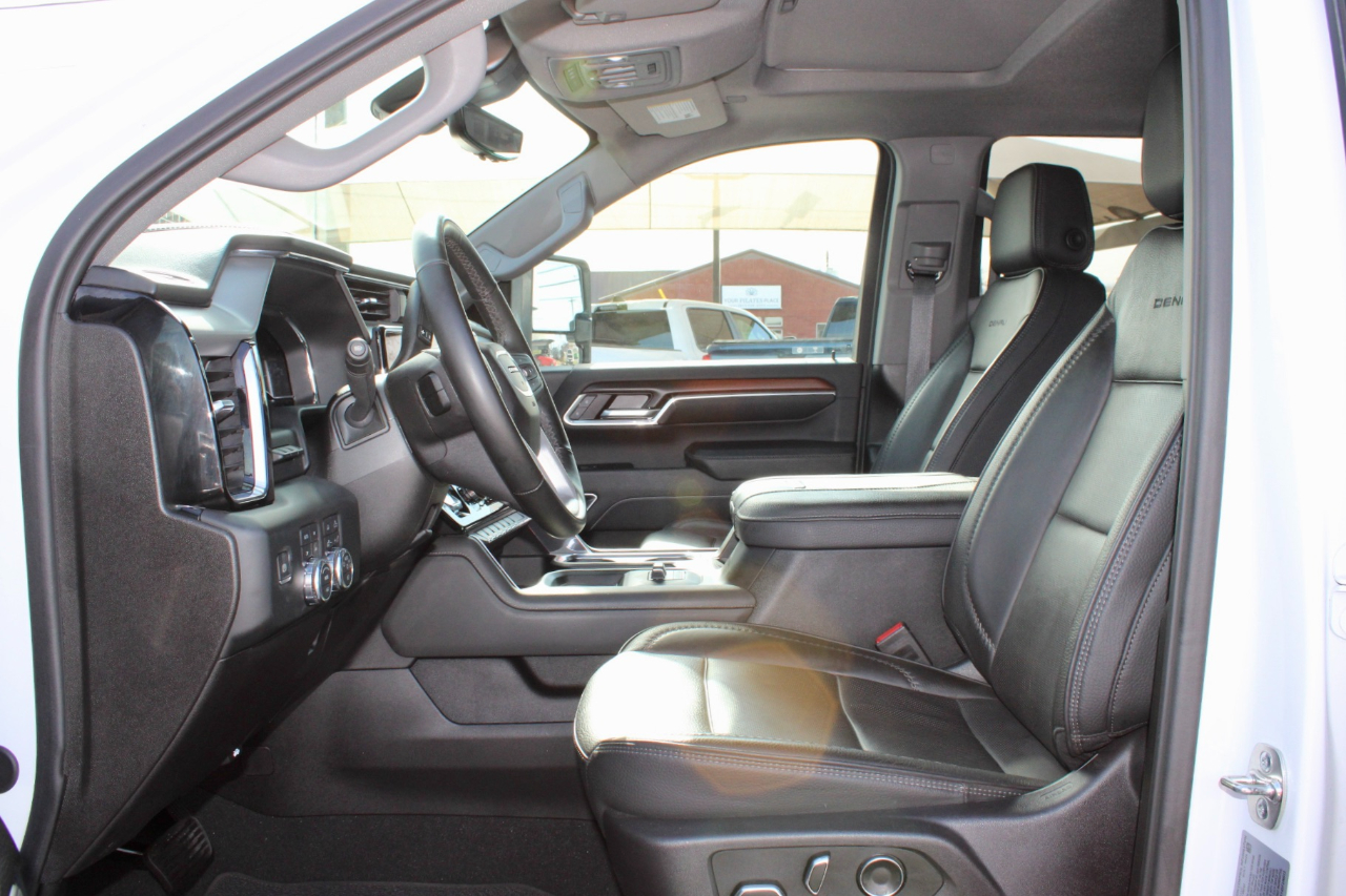 GMC Sierra 3500HD  2025