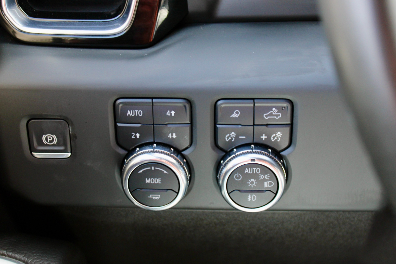 GMC Sierra 3500HD  2025