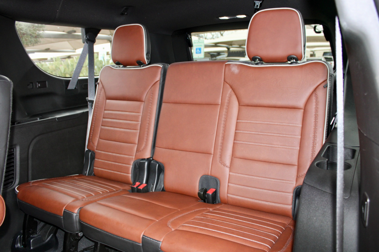 GMC Yukon XL Denali Ultimate 4WD 2023