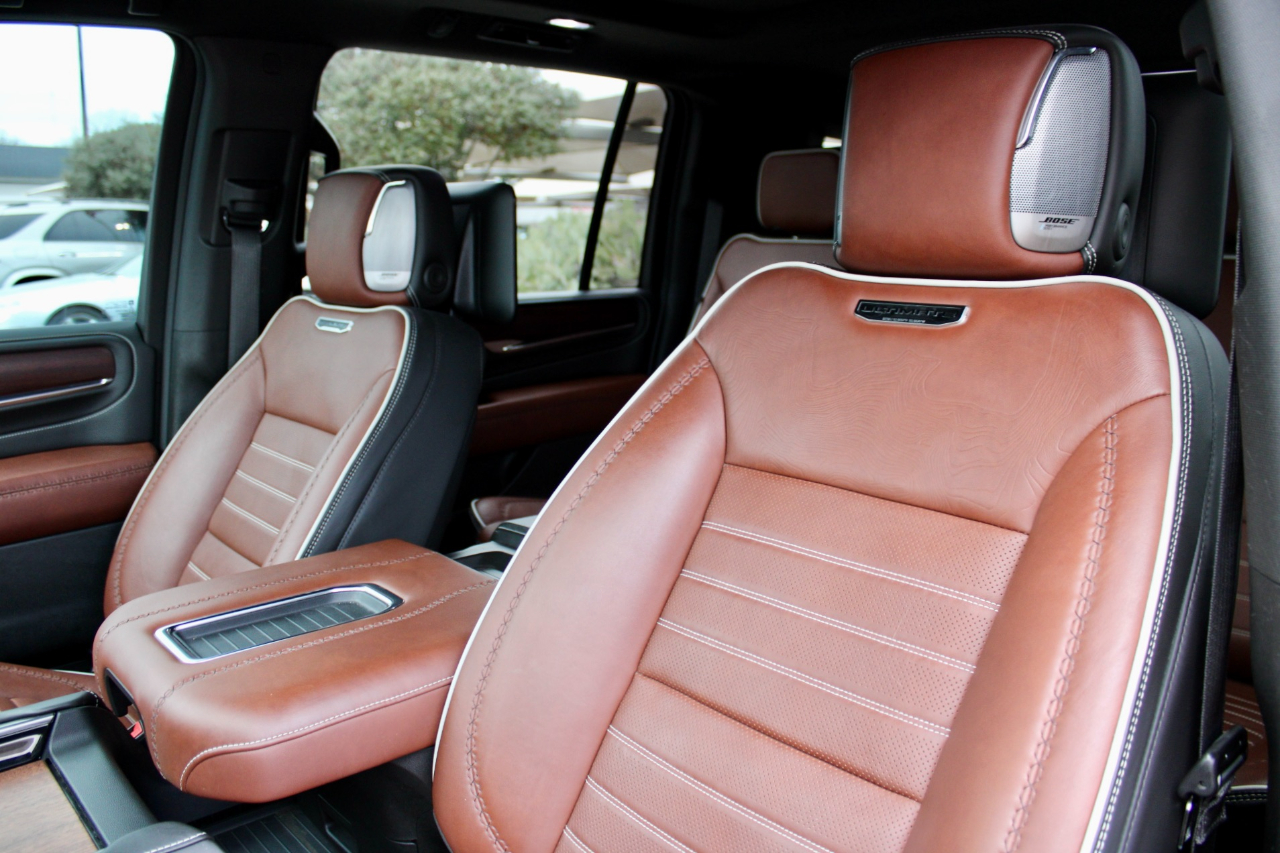 GMC Yukon XL Denali Ultimate 4WD 2023