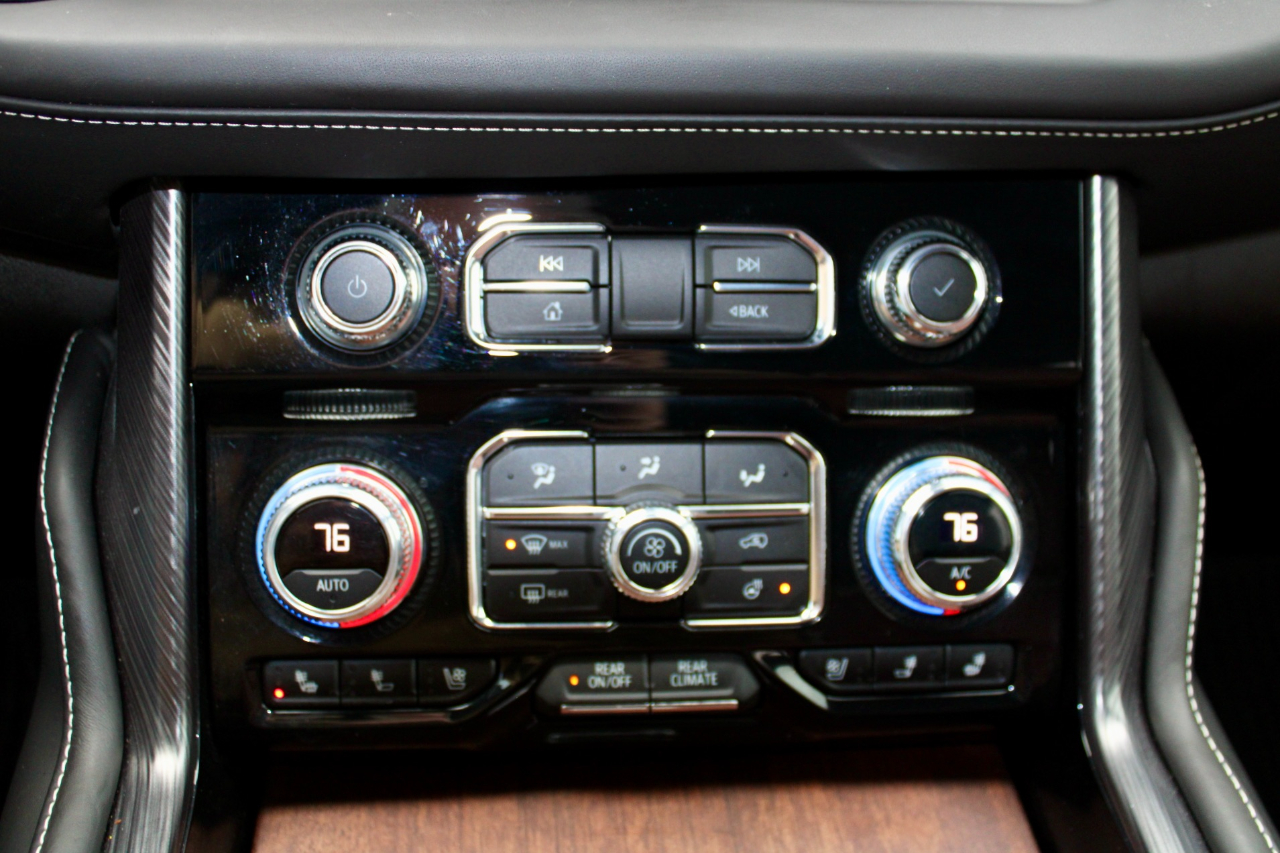 GMC Yukon XL Denali Ultimate 4WD 2023