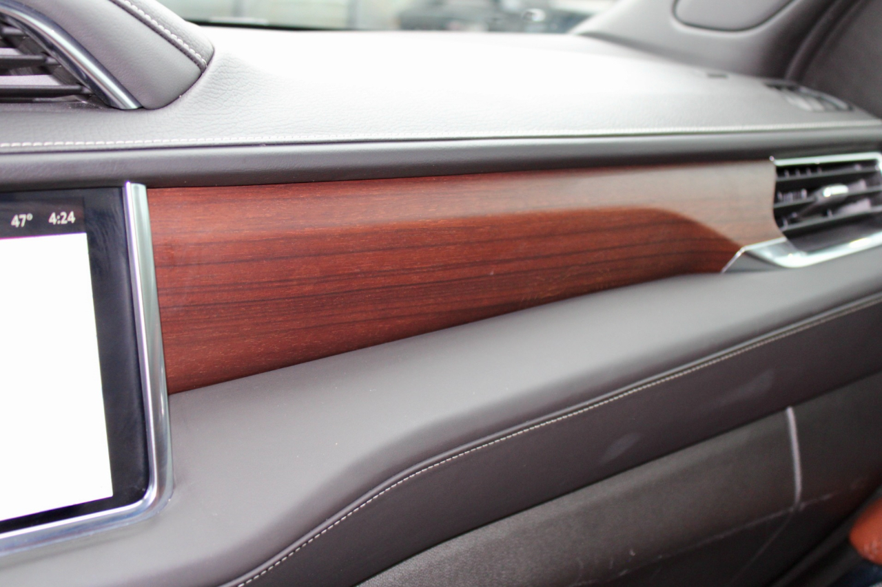 GMC Yukon XL Denali Ultimate 4WD 2023