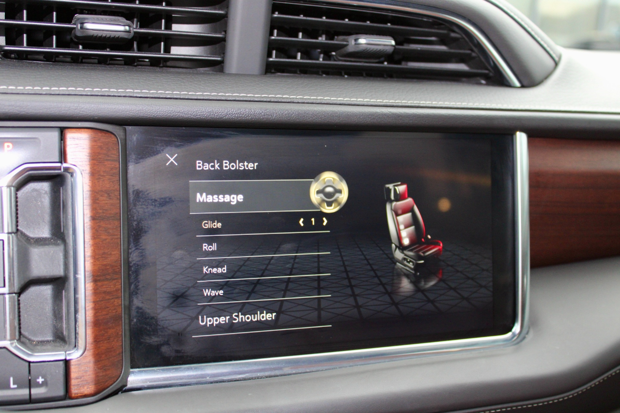 GMC Yukon XL Denali Ultimate 4WD 2023