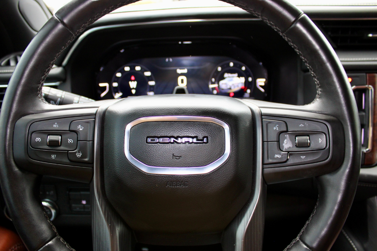 GMC Yukon XL Denali Ultimate 4WD 2023