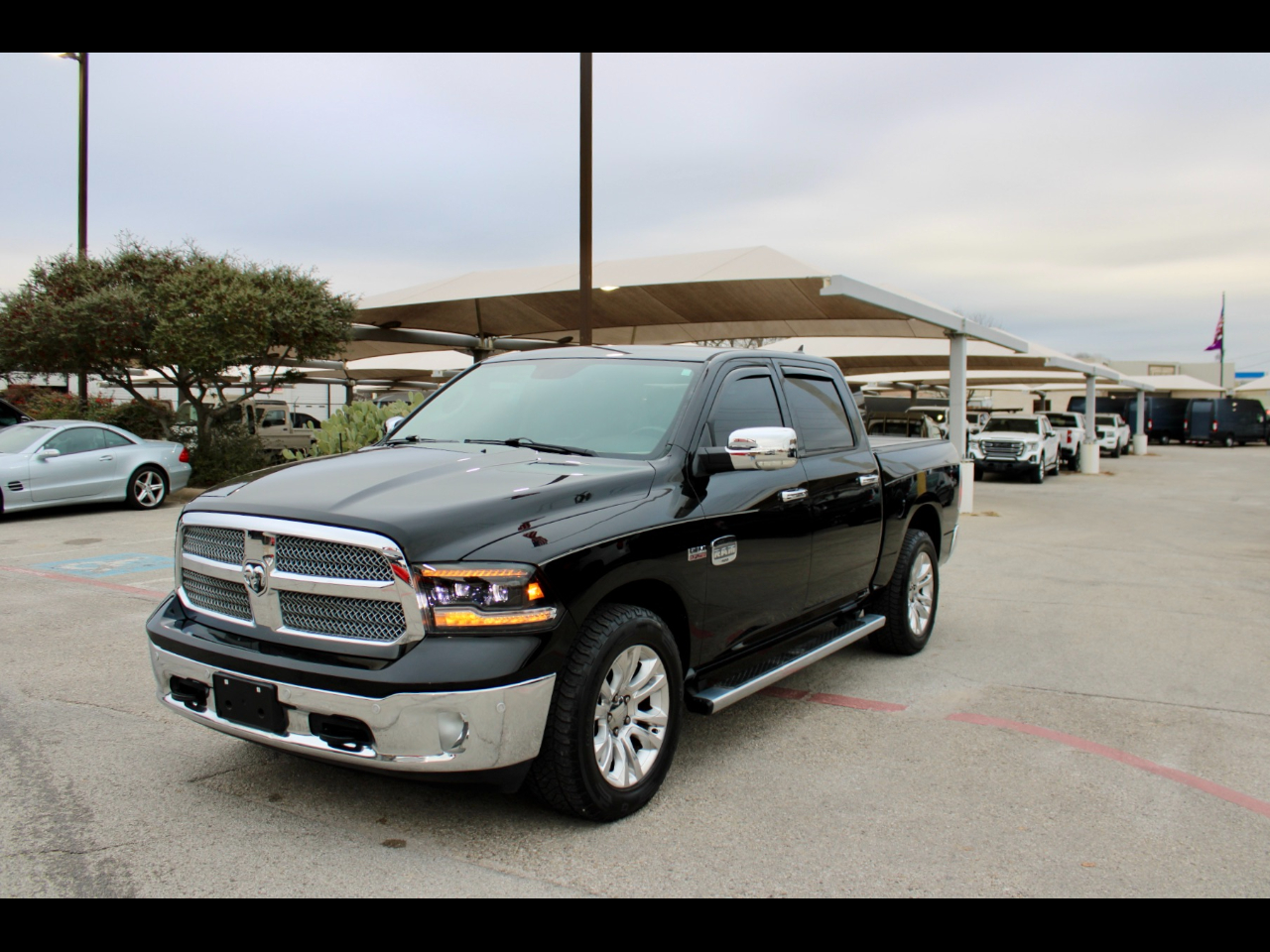 RAM 1500 Laramie Longhorn Edition Crew Cab SWB 4WD 2015