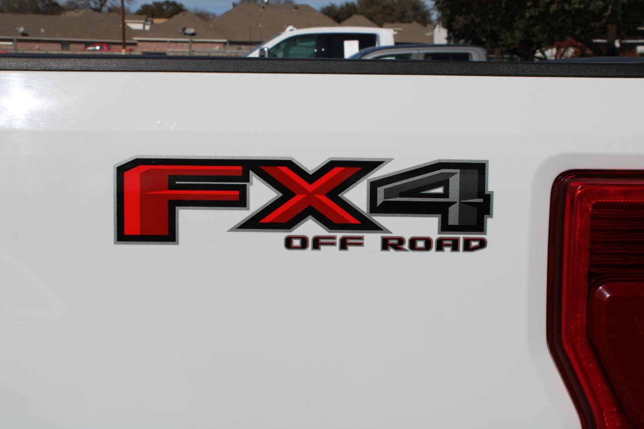 Ford F-250 SD Lariat Crew Cab 4WD 2020