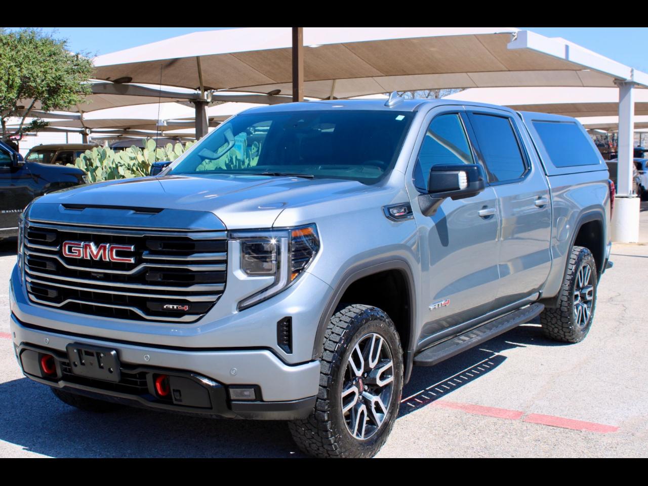 GMC Sierra 1500 AT4 Crew Cab 4WD 2024