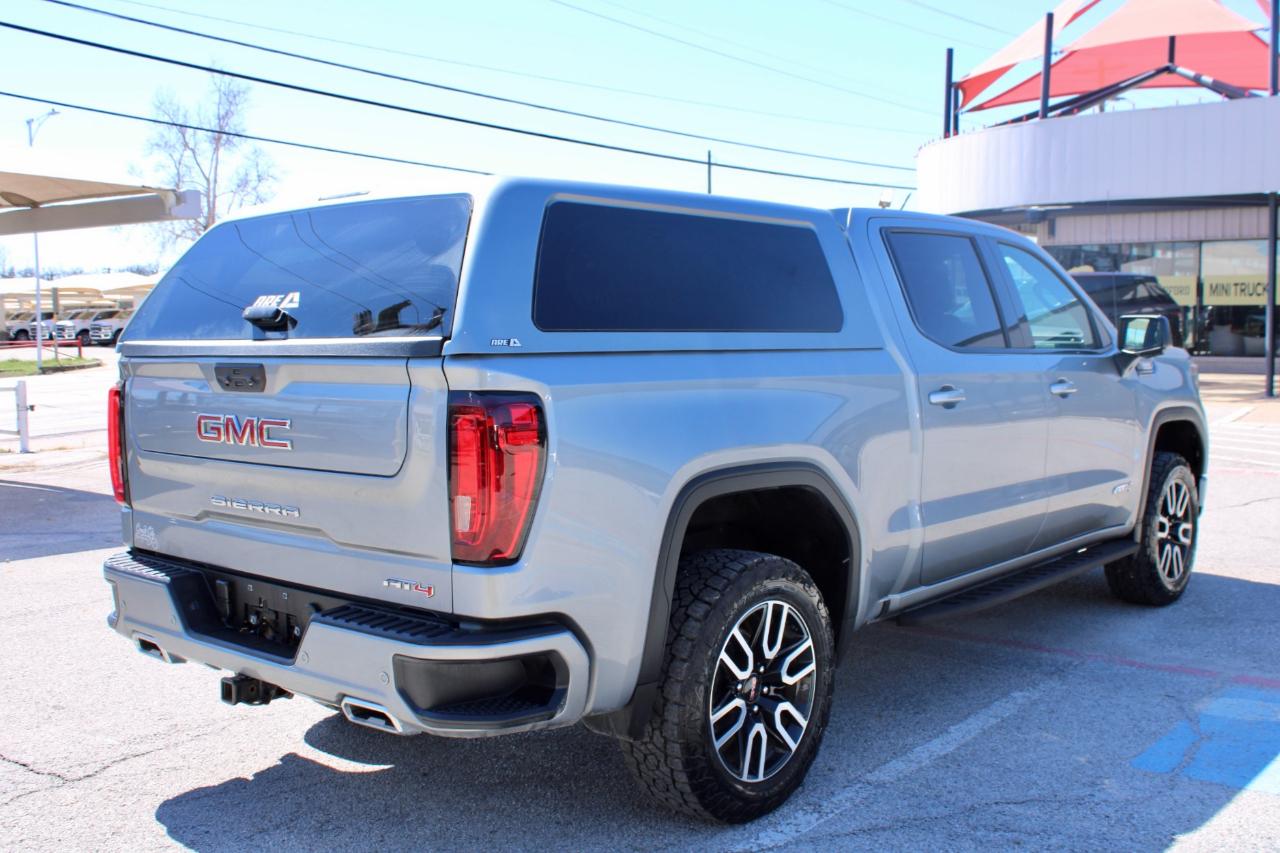 GMC Sierra 1500 AT4 Crew Cab 4WD 2024