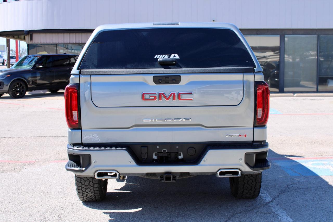 GMC Sierra 1500 AT4 Crew Cab 4WD 2024