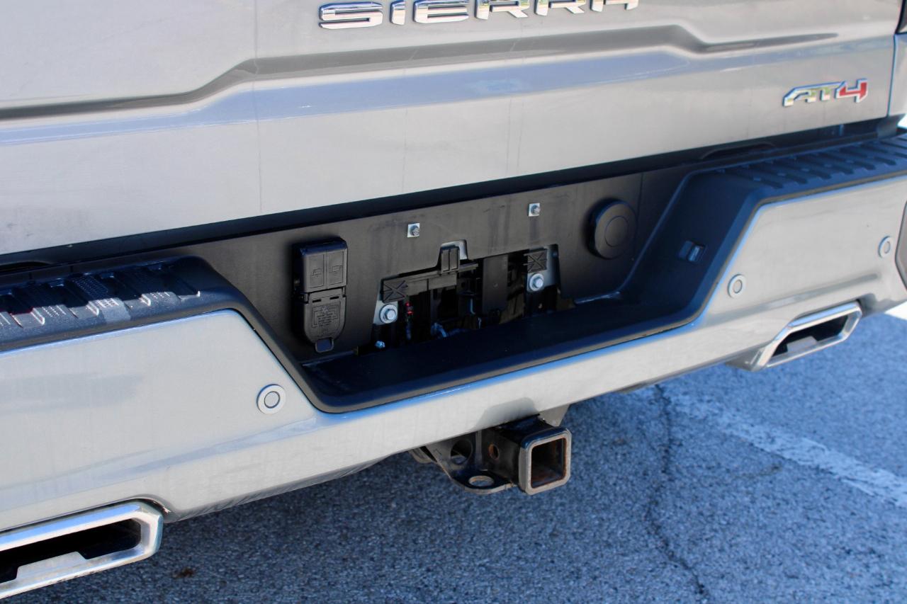 GMC Sierra 1500 AT4 Crew Cab 4WD 2024