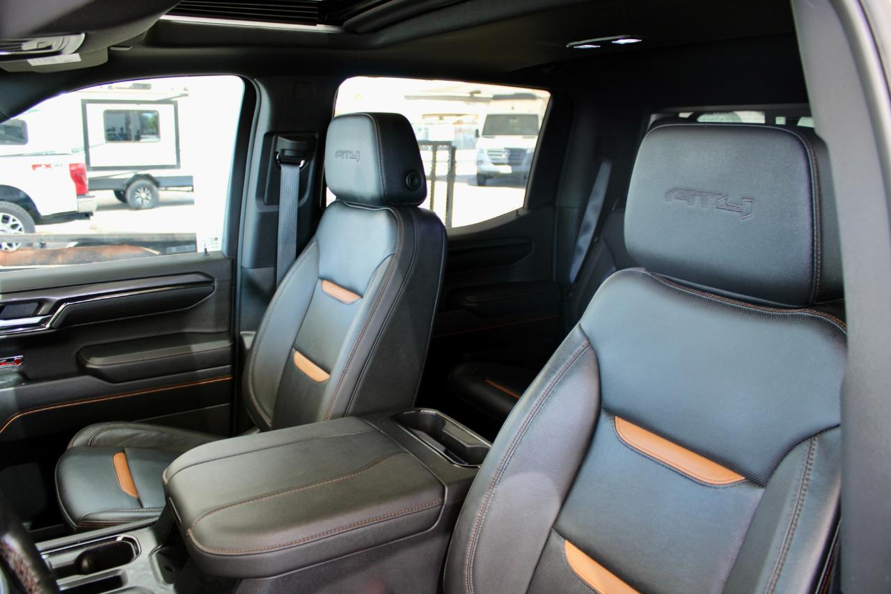 GMC Sierra 1500 AT4 Crew Cab 4WD 2024