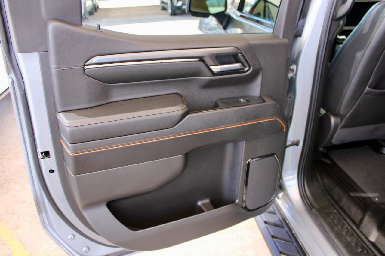 GMC Sierra 1500 AT4 Crew Cab 4WD 2024