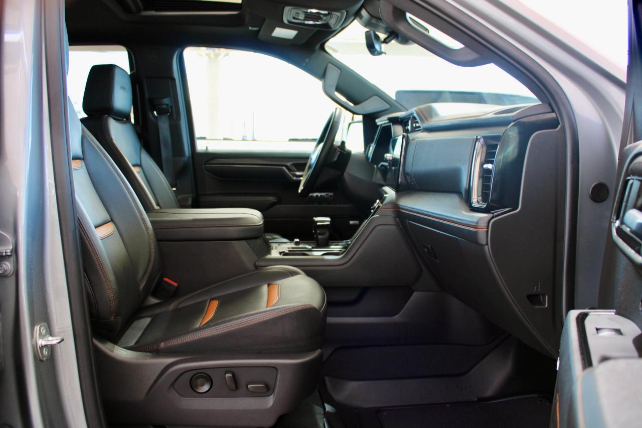 GMC Sierra 1500 AT4 Crew Cab 4WD 2024