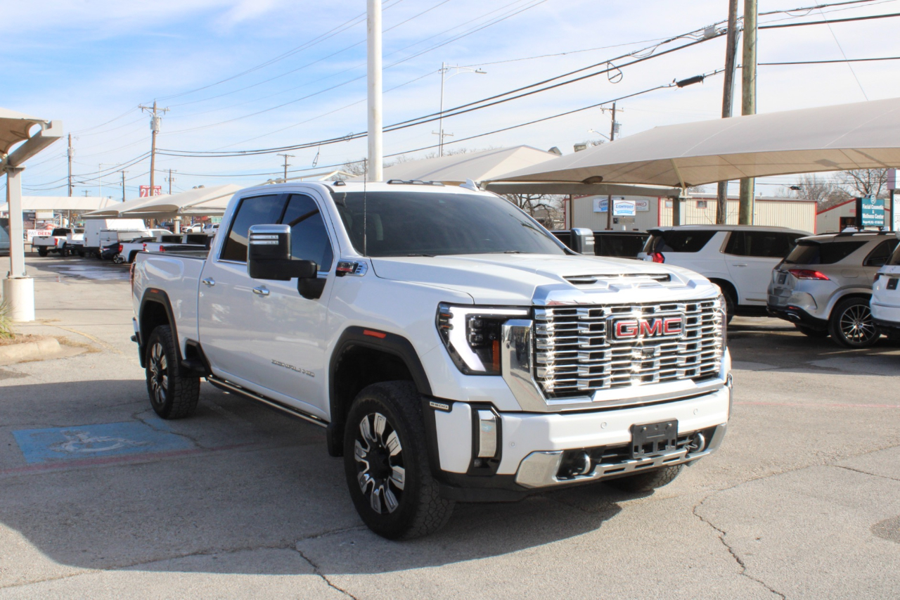 GMC Sierra 2500HD Denali Crew Cab 4WD SB 2024