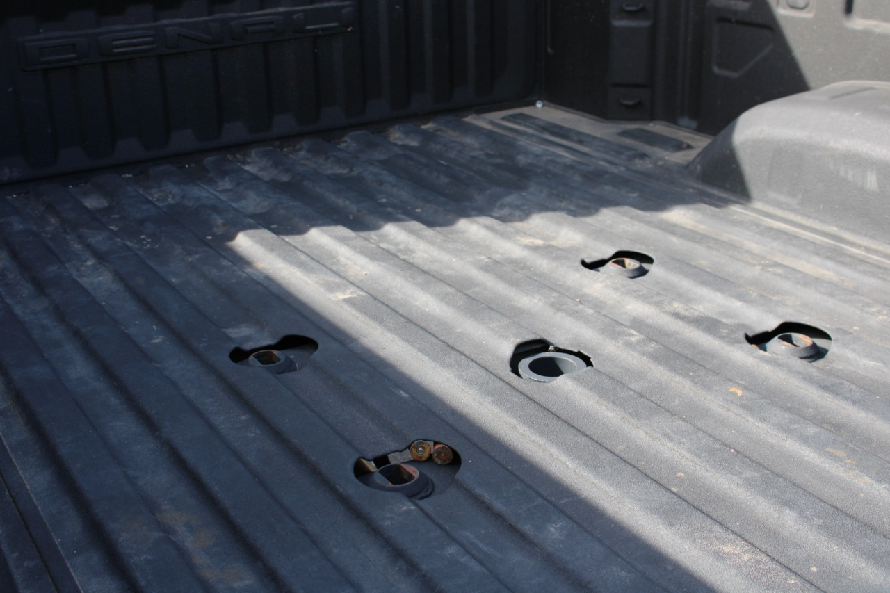 GMC Sierra 2500HD Denali Crew Cab 4WD SB 2024