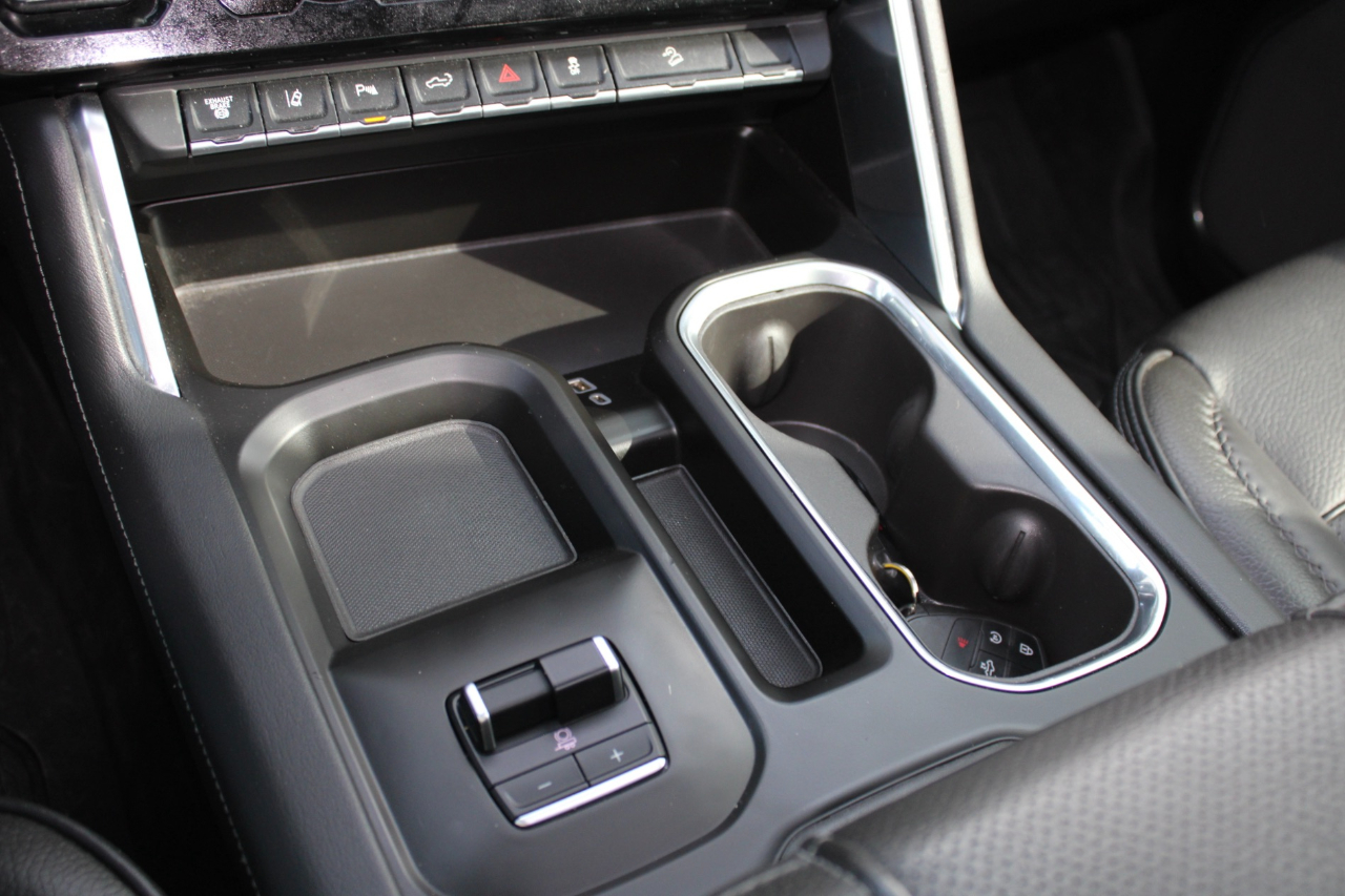 GMC Sierra 2500HD Denali Crew Cab 4WD SB 2024