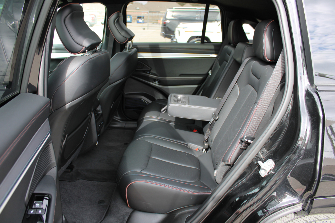 Jeep Wagoneer S Launch Edition 2024