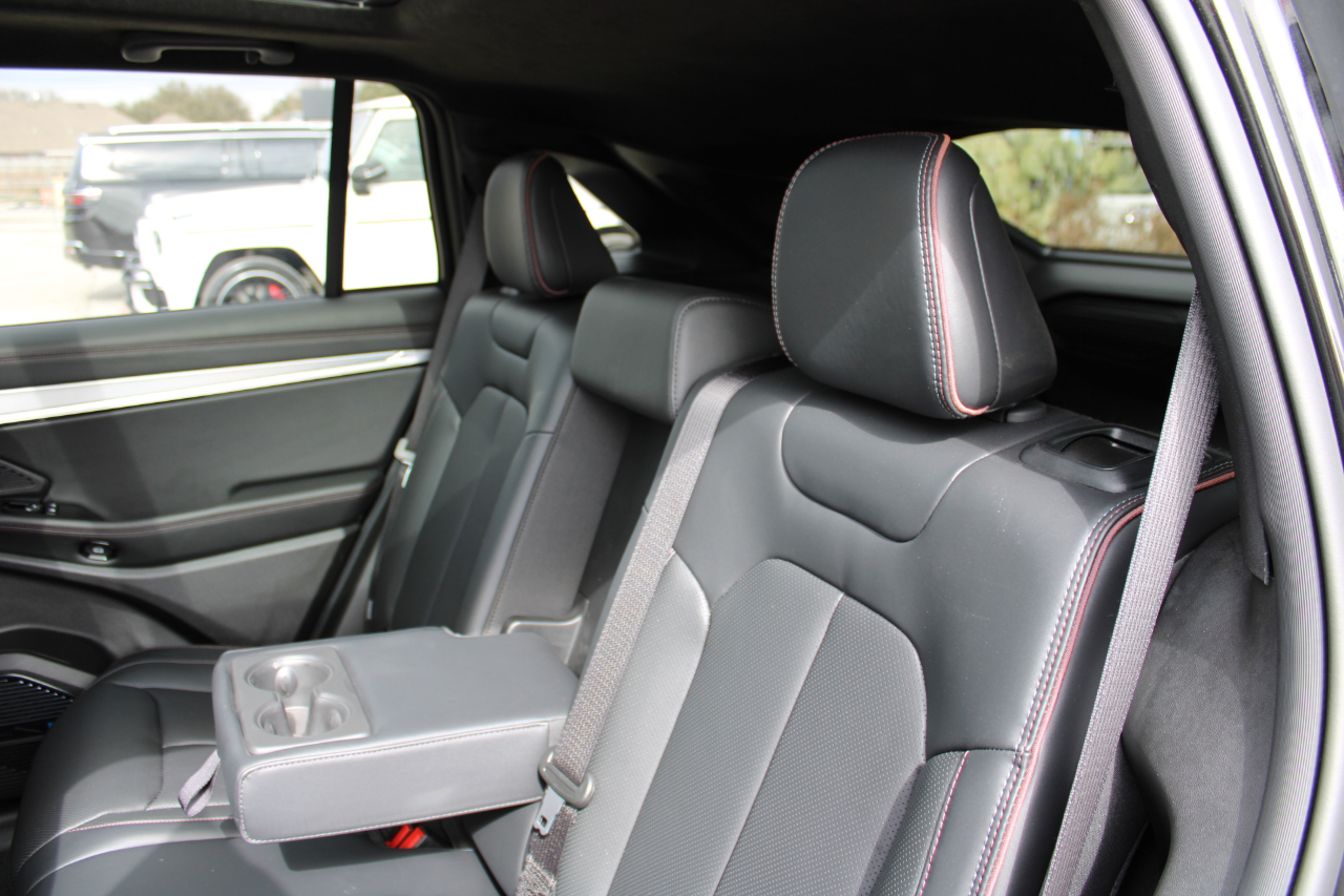 Jeep Wagoneer S Launch Edition 2024